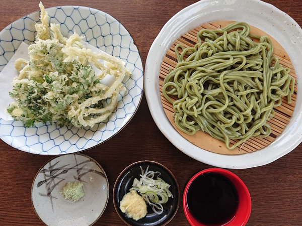春菊天ぷらうどんセット